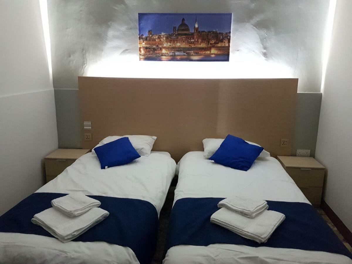 Hotel Le Malte House St. Julians à San Ġiljan Extérieur photo