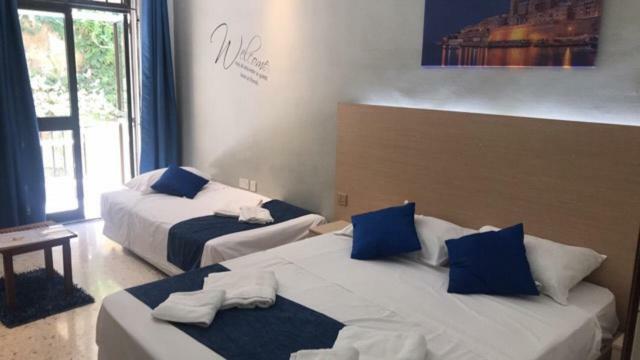 Hotel Le Malte House St. Julians à San Ġiljan Extérieur photo